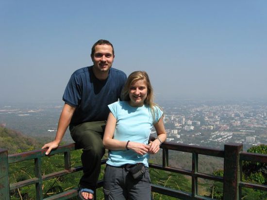 Blick auf Chiang Mai am Weg Richtung Suthep-Tempel