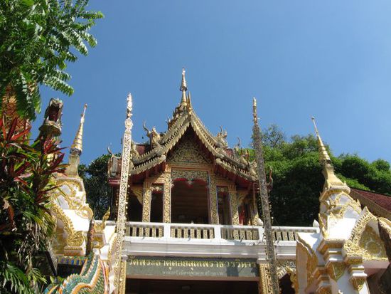 Blick auf Suthep-Tempel
