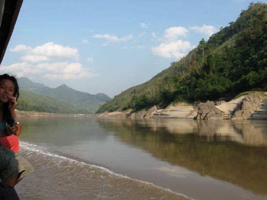 Spiegelbild im Mekong-River