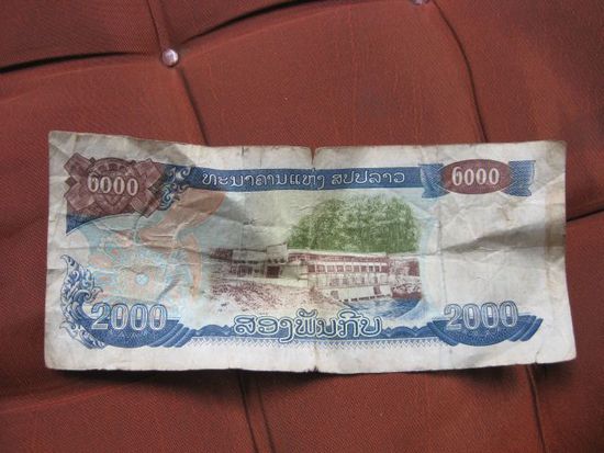 sind das jetzt 2000 oder 6000 KIP??? (es sind 2000)