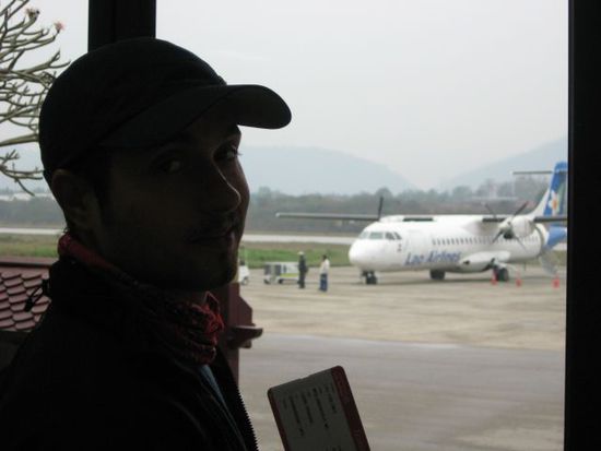 nicht First Class, aber First Passenger... (Flug mit Lao Airlines nach Bangkok)