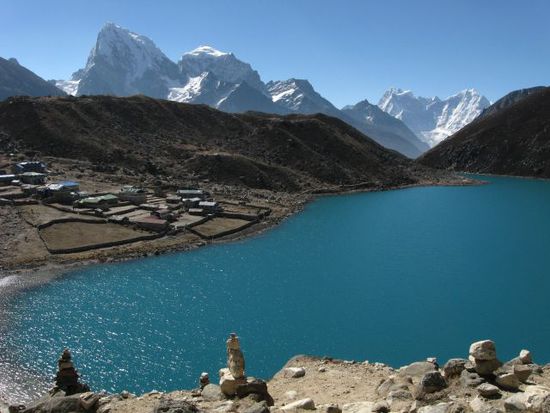 Blick auf den dritten, groessten Gokyo-Lake