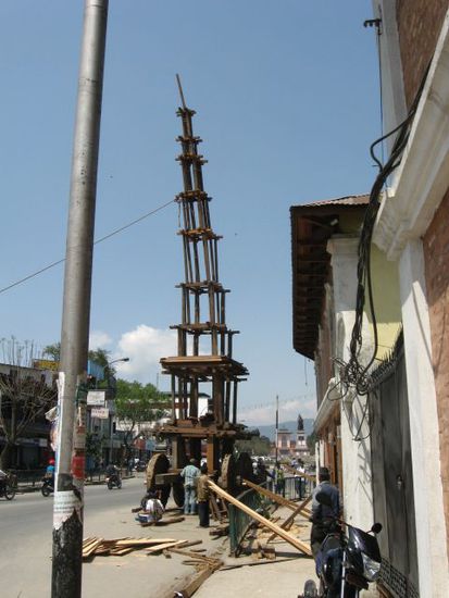 seltsamer Turm