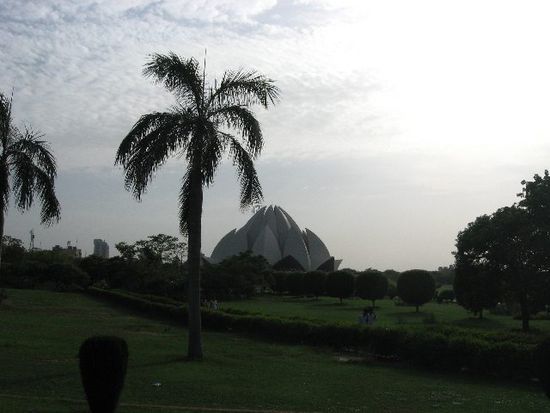 Bahá'í House of Worship ("Lotus-Tempel")