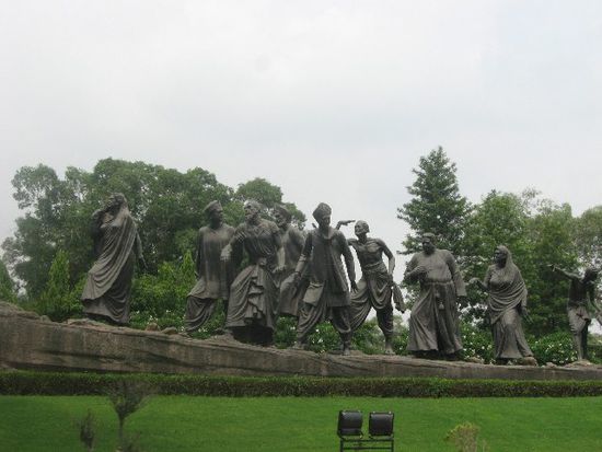 Metallstatuen