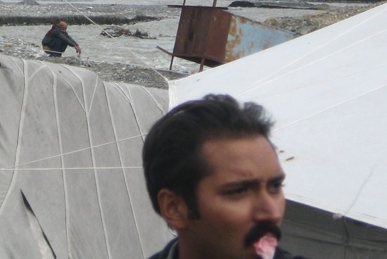 wieder mal einer dieser für Indien üblichen durch-die-Gegend-......