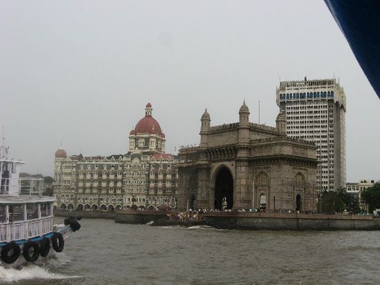 Taj Mahal Palace Hotel, Taj Mahal Tower Hotel und Gateway of India (Stadtteil Colaba)