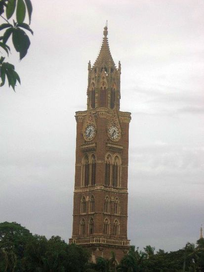 Rajabai Tower, ein Uhrturm im südlichen Mumbai (Universitätsgelände)