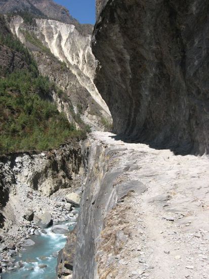 Trek im Fels (nach Bratang)