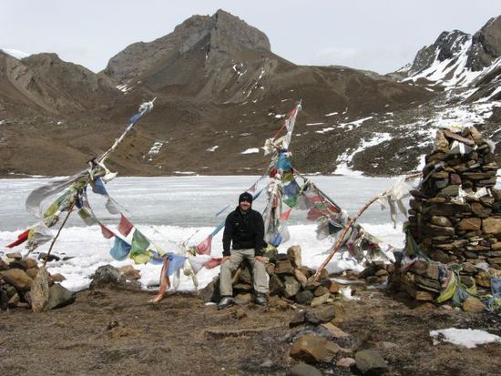 Sidetrip zu den beiden - leider zugefrorenen - Kicho Ice Lakes auf 4600m