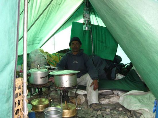 mein Koch im Base Camp