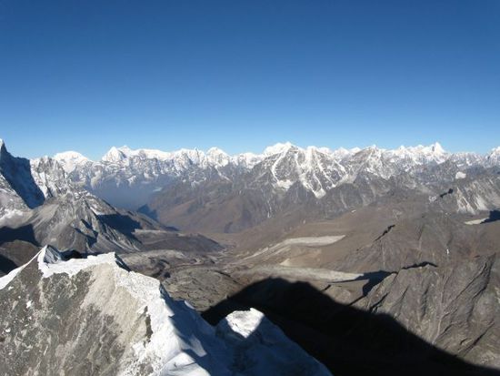Blick vom Gipfel Richtung Westen