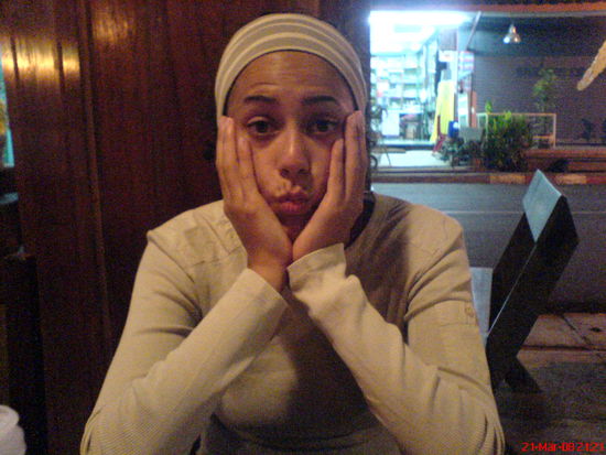 ..das heisst soviel wie: Buh muede.. morgen frueh raus muessen Buh..