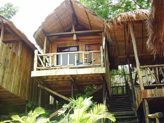 Meine Hütte oben am Hang