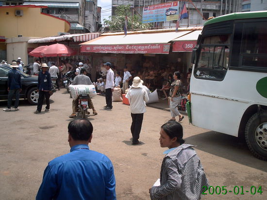 Die Busstation in Phnom Penh