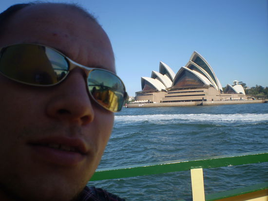 Toll, oder?! Dass das so klappt mit den Selbstportraits  Hab einfach ausprobiert und der erste Schuss war direkt ein Treffer! Alles drauf! TOP!