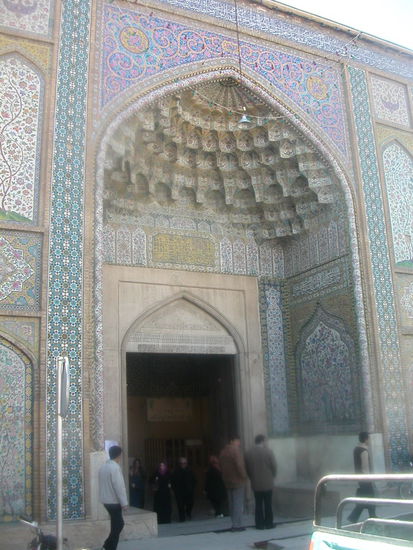 Eingangsiwan der Bazar-Moschee