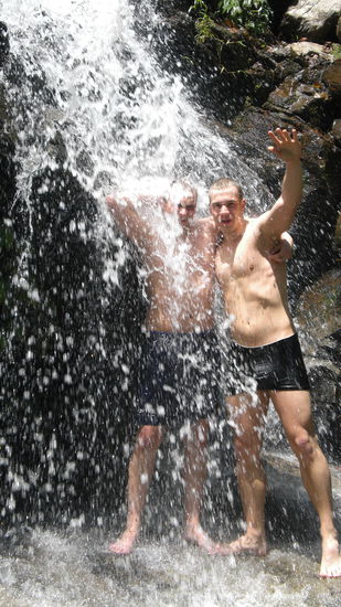 Wasserfall erster Dschungel Besuch