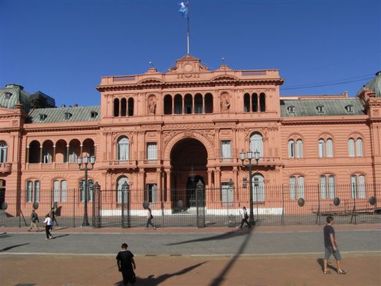 Casa Rosada - von hier aus hat Evita Perón gewunken
