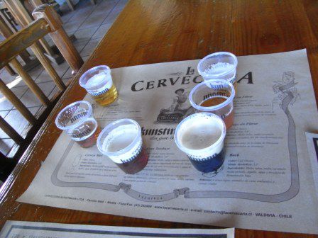 Wir durften sogar gratis Bier verkosten. Das von uns heiss ersehnte Honigbier fehlte leider.