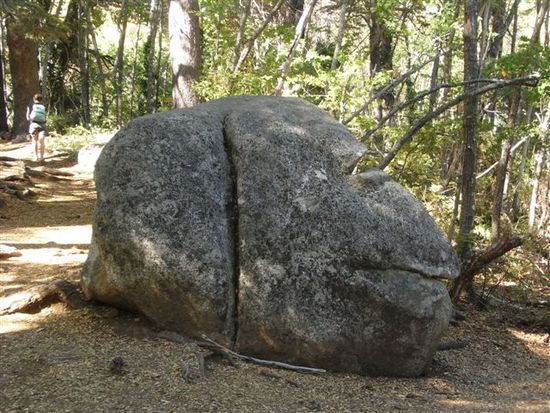 Piedra del Mono - man kann den Affenkopf gut erkennen.