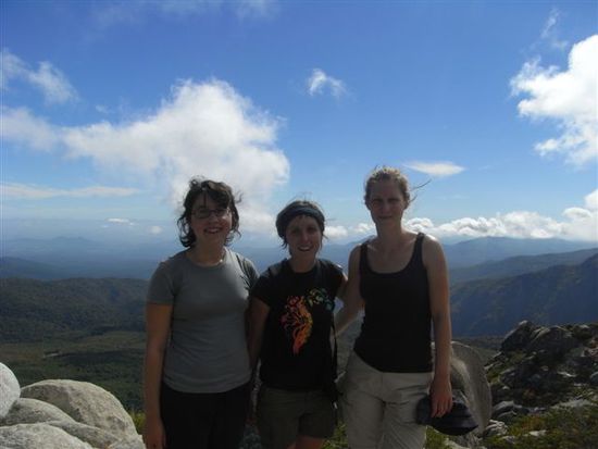 la Gemma, la Kelli y la Julia