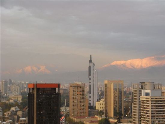 Die Sonne legt die Cordillera mal ein bisschen frei.