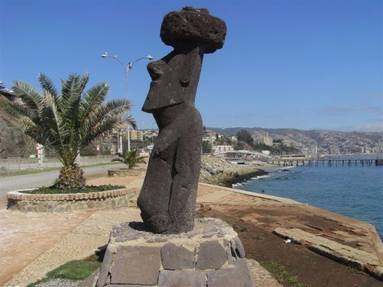 Moai - als Zeichen der Freundschaft zwischen Valparaíso und den Osterinseln.