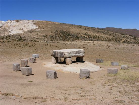 Mesa Sagrada, der heilige Tisch, auf dem vielleicht Opfer gebracht wurden.