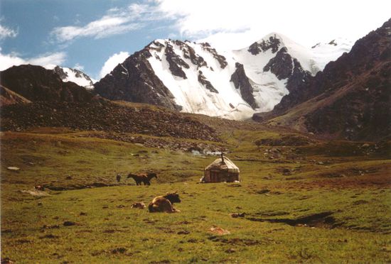 Jurtenidylle am Köl Ükök/Zentralkirgistan