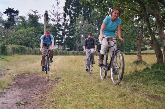 Mit dem Boda-Boda machten wir die Umgebung von Fort Portal unsicher