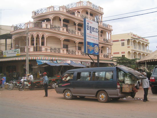 Kampot mit Sammeltaxi