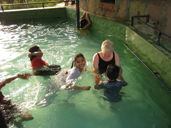 Unser little swimming pool im KIRAN