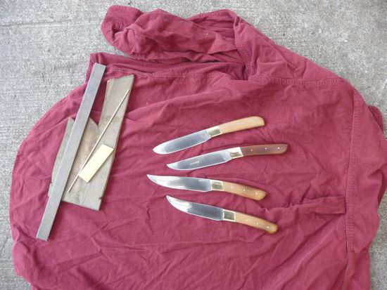 links die Rohstoffe und rechts unser Endprodukt