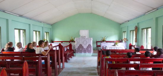 noch vor dem Gottesdienst