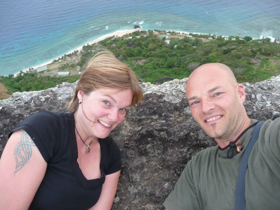 wir liegen auf dem Big White Rock und unter uns ein paar hundert Meter tiefer, liegt das Resort