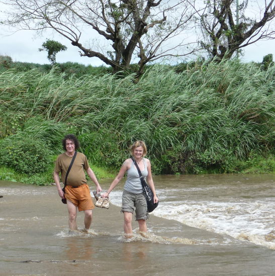 und mußten Bäche überqueren