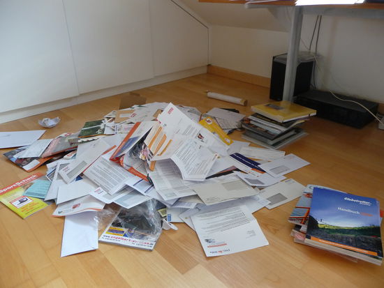 der Postberg bzw. Altpapier für den Mülleimer