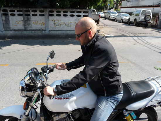 moppedfahn, is halt ka Ducati