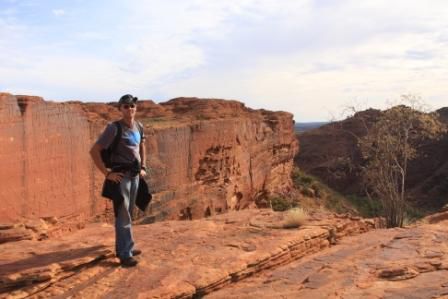 auf dem Kings Canyon und direkt am Abhang -crazy