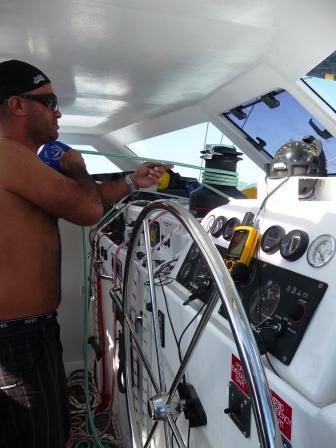 der Skipper beim Werk