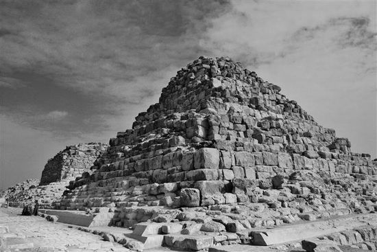 Die Königinnengräber neben der Cheopspyramide