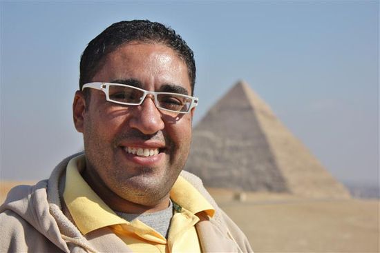 Tarek vor der Chephrenpyramide