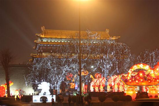 Südtor mit Lightshow