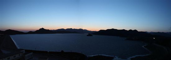 Der See in Huairou am Abend...