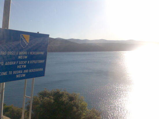 Bei Neum befindet man sich für wenige Kilometer auf dem Territorium Bosnien-Herzegowinas