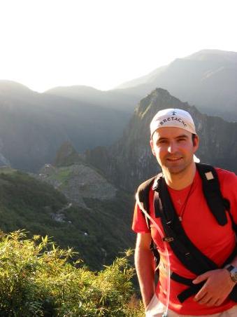Auf dem Inca-Trail, dank Wassertank auf dem Ruecken und Schlauchsystem dehydrieren wir nicht
Sur le Trail, grace au reserve d'eau avec tuyau, jamais deshydrate.