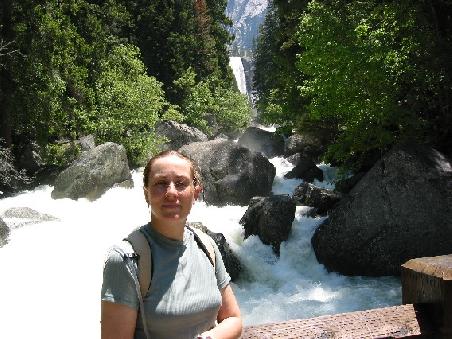 Blick auf die Vernal Falls
Vue sur les chutes d'eau Vernal