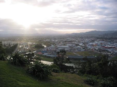 Blick ueber Gisborne, der oestlichsten Stadt der Welt
Vue sur Gisborne, la ville la plus a l'est du monde