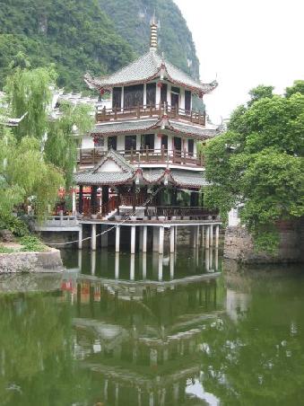 Schoene chinesische Baukunst gibts in Yangshou zu bewundern
Architecture traditionnel pour l'hotel Paradise a yangshou